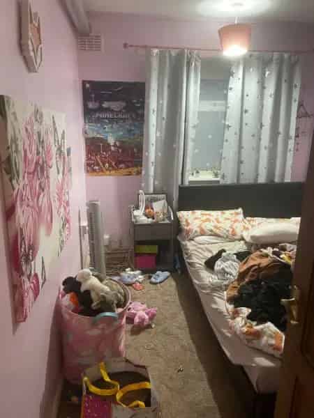 Large 2 Bedroom Ground Floor Flat with Garden