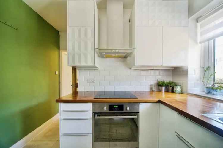 Two Double Bedroom Flat Near Victoria Park