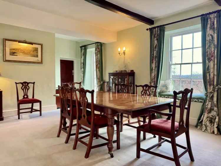 5 Bedroom Detached Farmhouse Near Lindrick Golf Course
