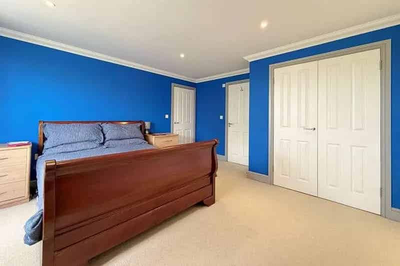 4 Bed House for Sale in West Bay