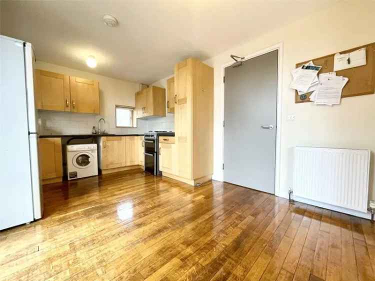3 Bedroom Detached House Near Bristol University