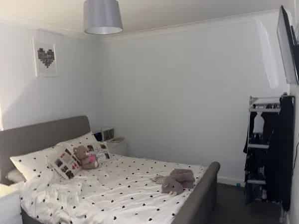 Lovely 2-Bedroom Flat Near Parks and Canal