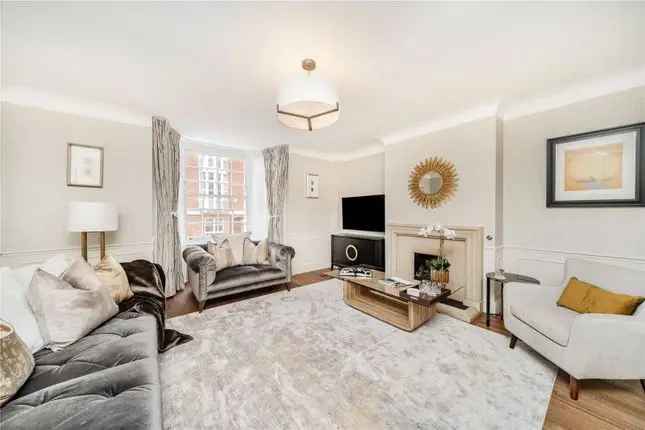 Terraced house to rent in Tufton Street, London SW1P