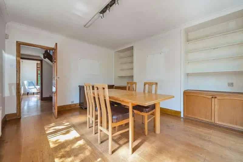 4 Bed Detached House For Sale