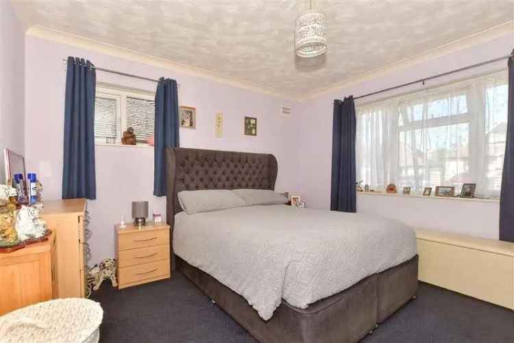 2 Bed House for Sale in Herne Bay - Retirement Bungalow