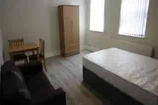 Furnished Studio Apartment in Stranmillis Village South Belfast