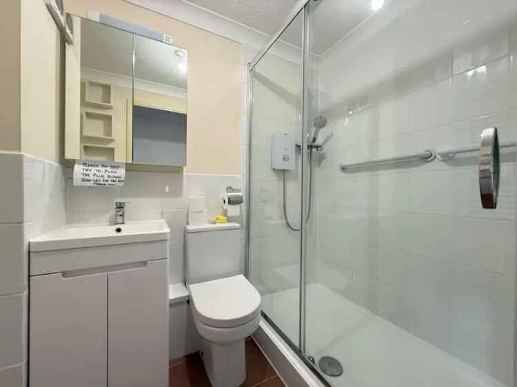 1 Bedroom Retirement Apartment for Sale Near Victory Park