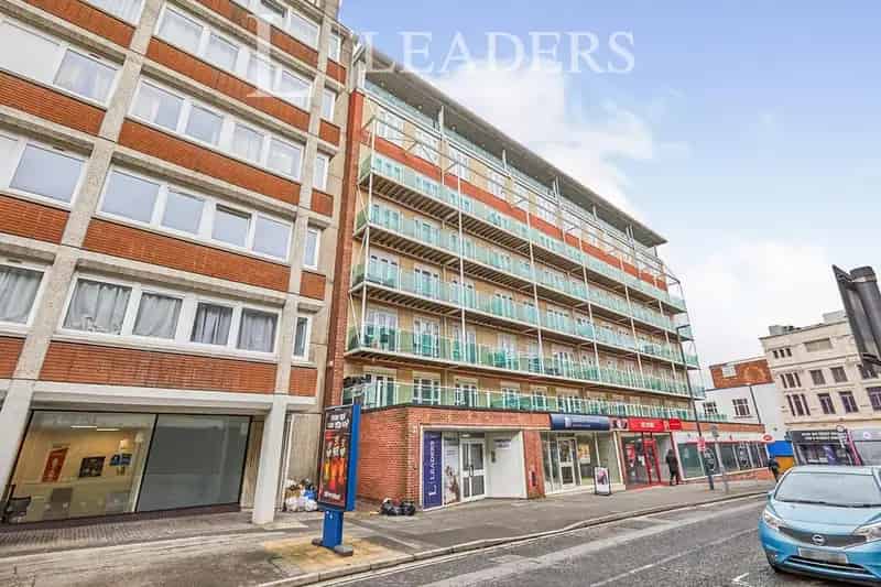 2 Bedroom Furnished Apartment Derby City Centre - No Deposit Option