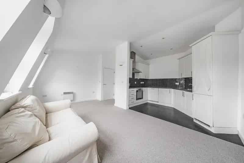 Two Bedroom Period Conversion Chain Free