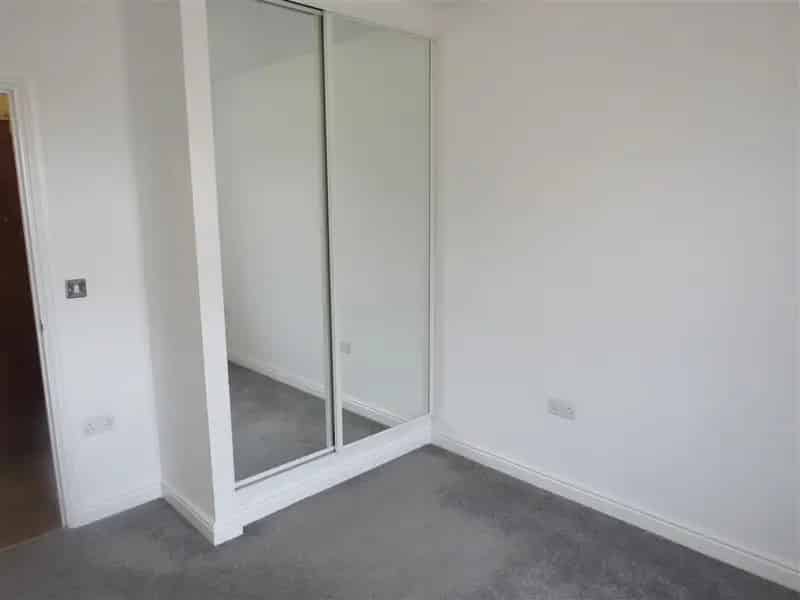 Ground Floor Apartment in Rugby Available Late June