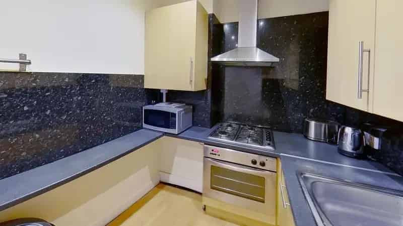 3 Bedroom Flat to Rent