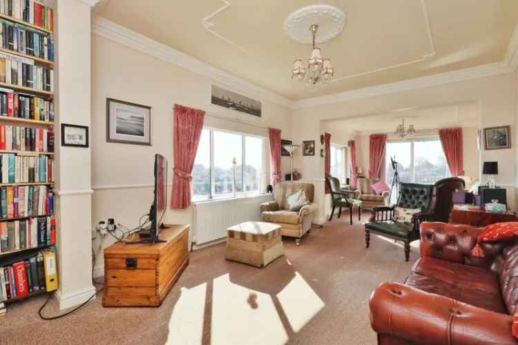 Riverside House West Stockwith Multiple Bedrooms Annex Garages River Views