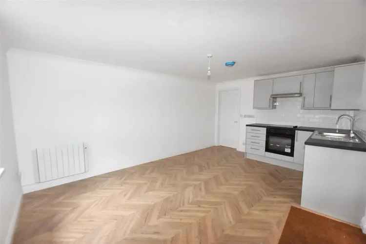 1 Bedroom Flat for Sale in Redruth