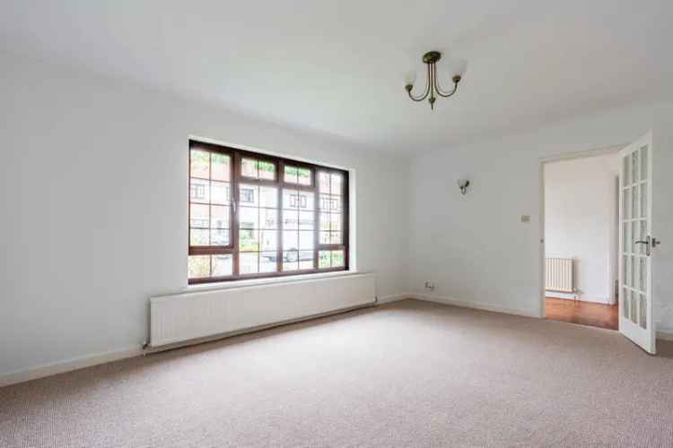2 Bedroom Detached Bungalow For Sale Near High Street