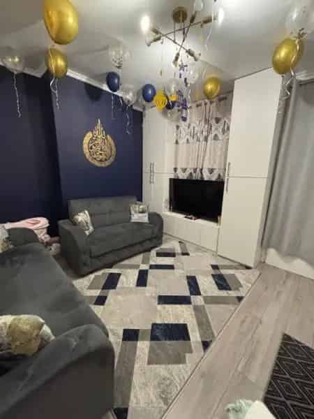 2 Bed 2 Sitting Room House - Recently Renovated