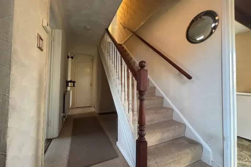 Spacious Family Home with Three Bedrooms and Large Gardens