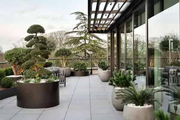 Luxury Apartment with Panoramic Views and Private Amenities