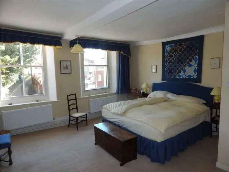 7 Bed Grade II Listed House for Sale