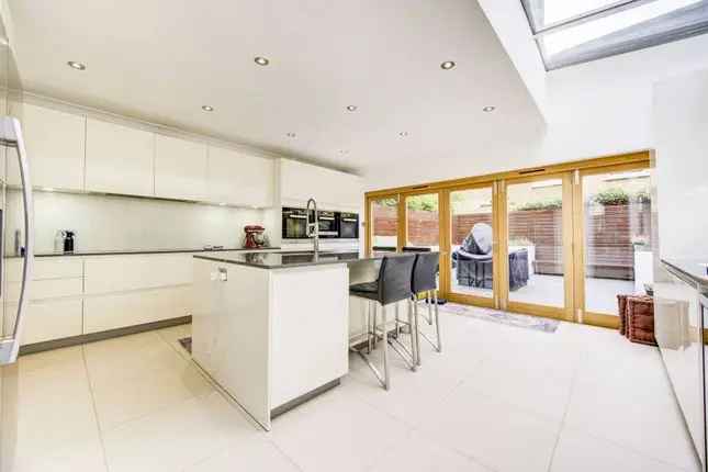 5 Bedroom Townhouse Munster Village Fulham Modern Decor Garden Cellar