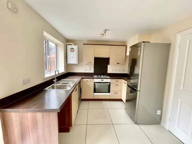 Three Bedroom House Barry Waterfront Available June