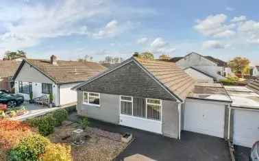 3-Bedroom Bungalow in Tavistock - Extended Garage and Garden