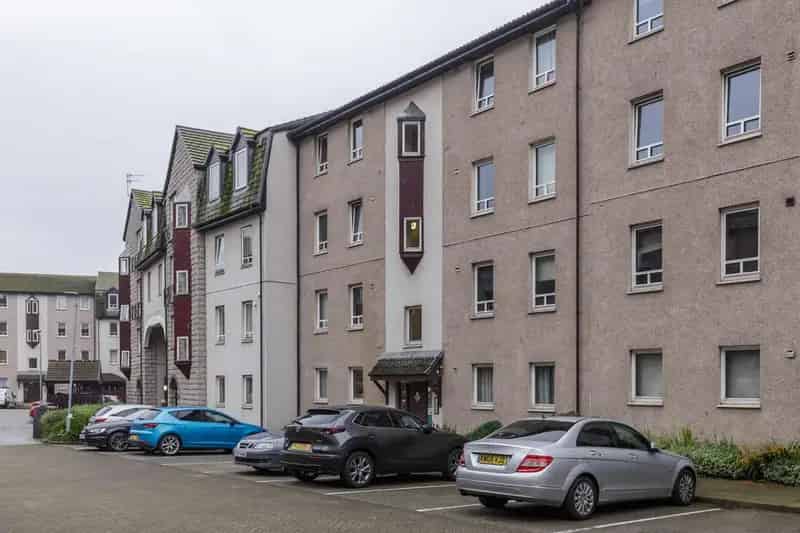 2 Bedroom Apartment to Rent in Aberdeen
