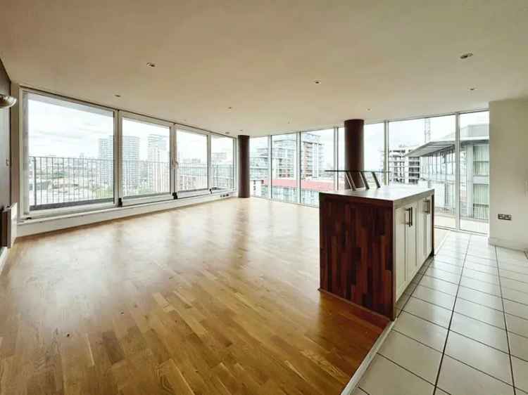 3 Bedroom Flat for Sale London E16 Breathtaking Views