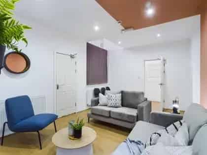 7 rooms room of 15 m² in Sheffield