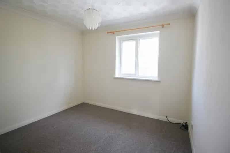 3 Bedroom House To Let Netley Abbey