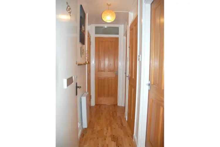 2 Bed Flat - First Floor with 1 Reception Room