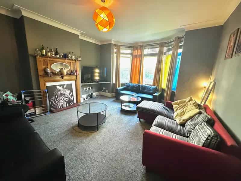 7 Bedroom House Share Headingley Near Stadium City Centre All Bills Included