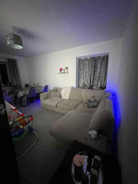 Flat For Rent in Warwick, England