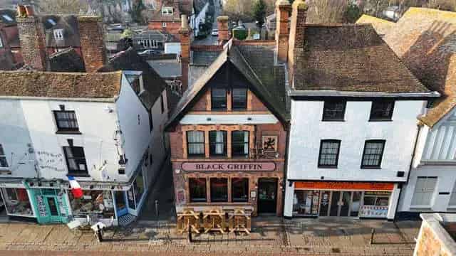 Black Griffin Property for Sale in Canterbury