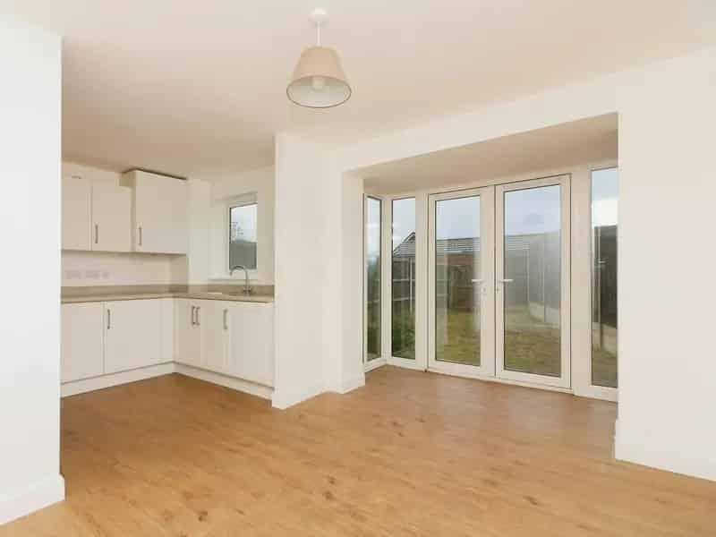 Four Bedroom Townhouse in Temple Hill Dartford