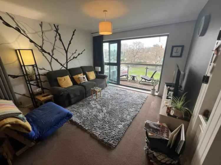 2 3 Bedroom Penthouse Apartment near Brentwood Station