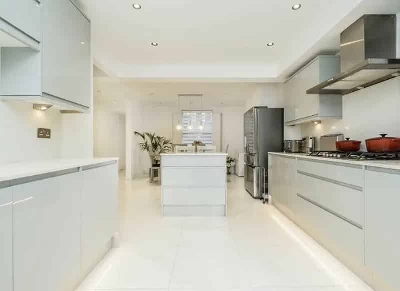 Four Bedroom Townhouse Near Dalston and Islington