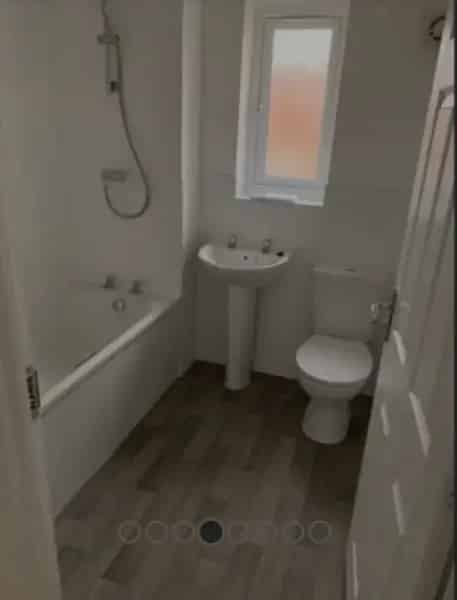 3 Bed House Near Bramley Station Hampshire