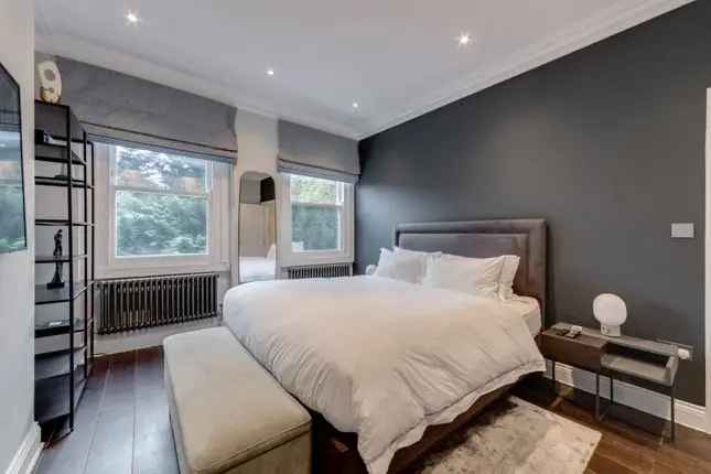 Flat to rent in Fellows Road, Swiss Cottage NW3