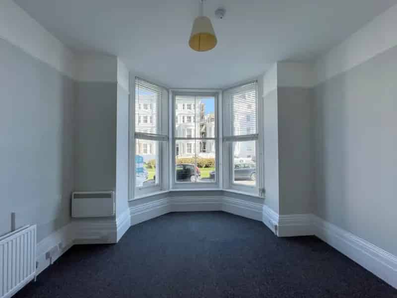 Flat To Rent Available July 31 2025