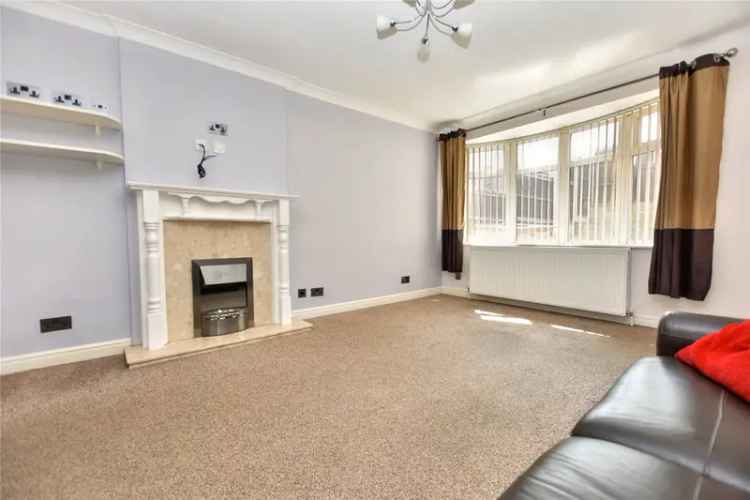 House For Sale in Leeds, England