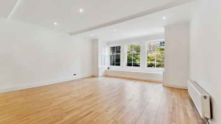 Spacious 2-Bed Hyndland Conversion Near Byres Road