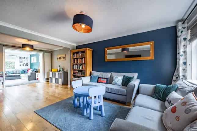 Detached House for Sale in Robroyston Glasgow