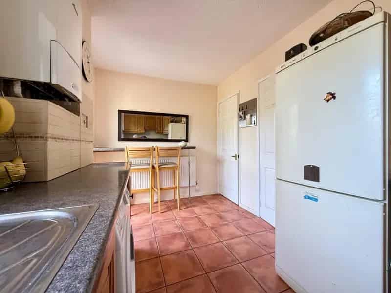 3 Bedroom End Terrace House For Sale Near Stroud Town Centre