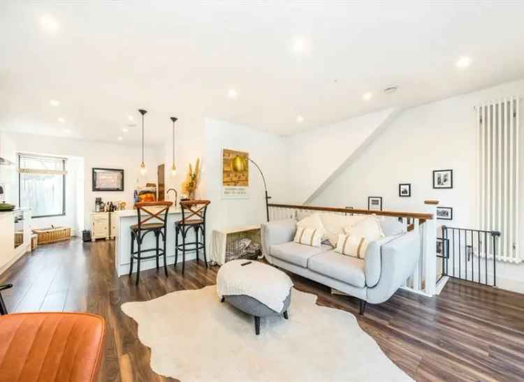 Two Double Bedroom Duplex Apartment Near Wimbledon