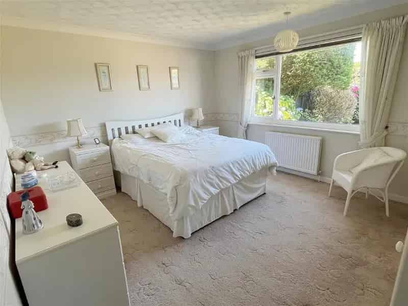 3 Bed Detached Bungalow for Sale