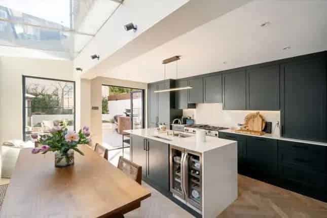 Stunning Refurbished Family Home in London W11