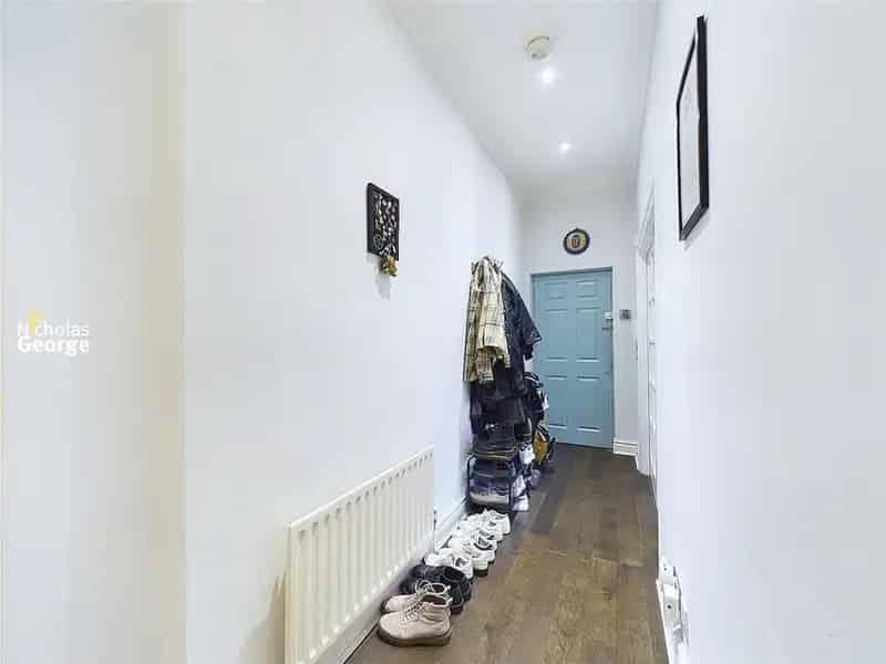 2 Bedroom Apartment for Sale