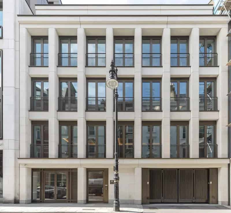Fully Fitted Office Space near Green Park - 4758 sq ft