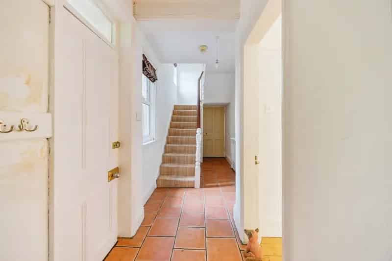 Four Bedroom Victorian Townhouse in Gnosall