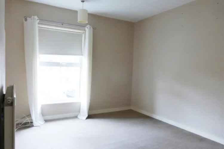 3 Bedroom House with Garden and On Street Parking Zero Deposit Available